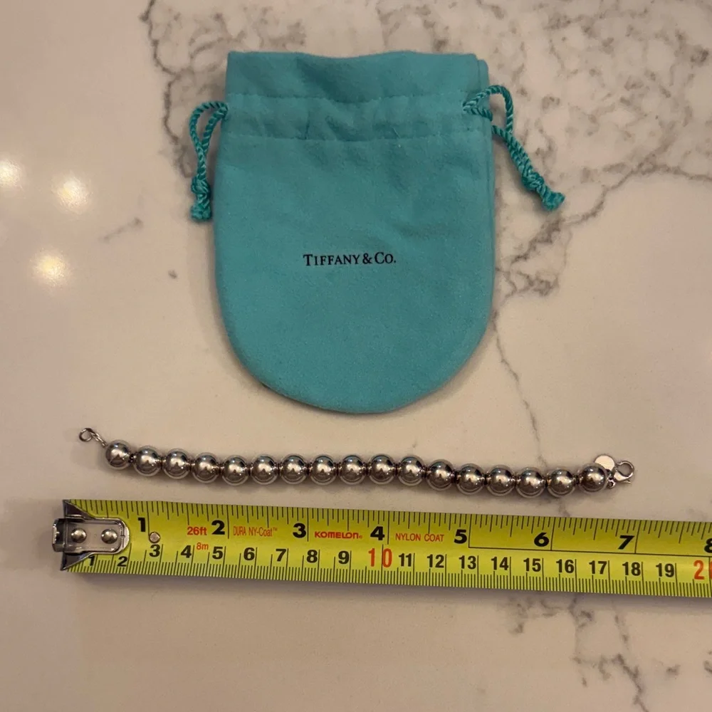 Tiffany & Co. Silver Bead bracelet with Turquoise Pouch - Picture 2 of 2